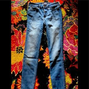 Hollister skinny jeans